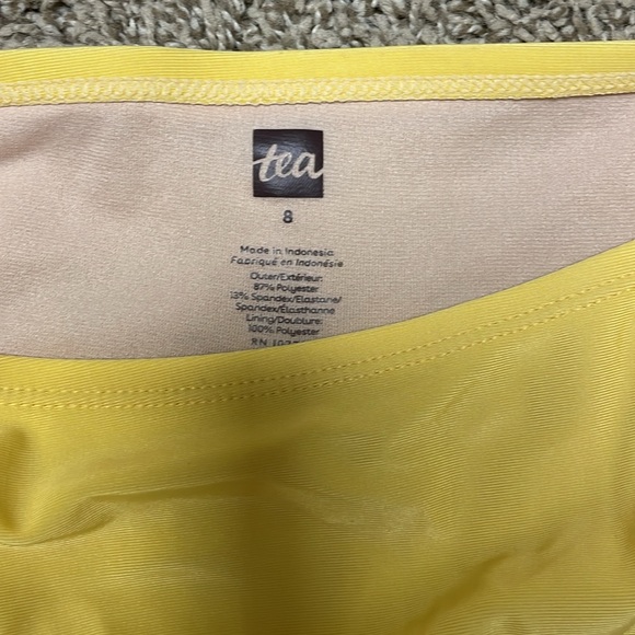 Two piece swimsuit - Picture 2 of 3